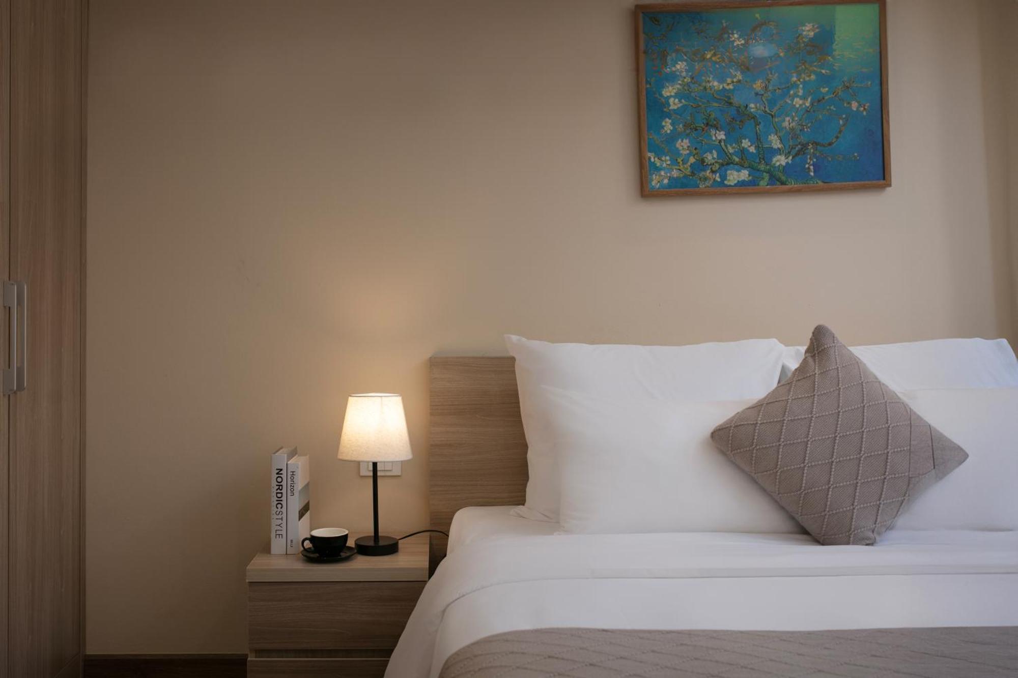 Hb Serviced Apartment - Lac Long Quan ฮานอย ภายนอก รูปภาพ