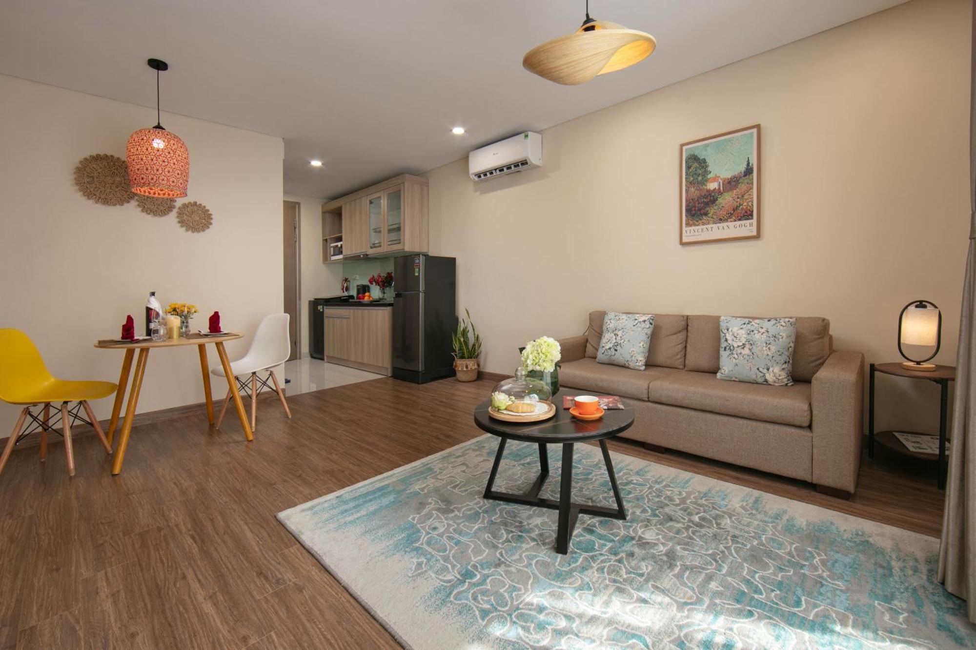 Hb Serviced Apartment - Lac Long Quan ฮานอย ภายนอก รูปภาพ